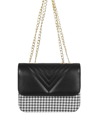 Cross-body bag with black houndstooth chain